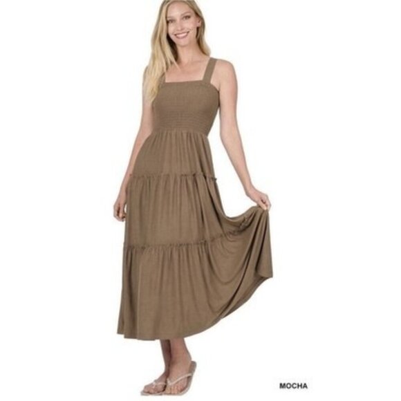 Zenana Mocha Smocked Tiered Midi Dress Plus Size 1X - Picture 1 of 2